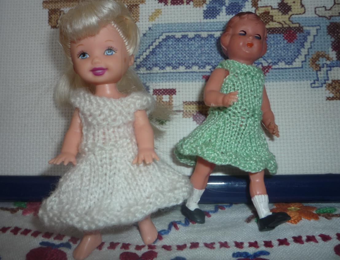 Tricot Barbie (Shelly): robe d'été n°2 par les copinautes